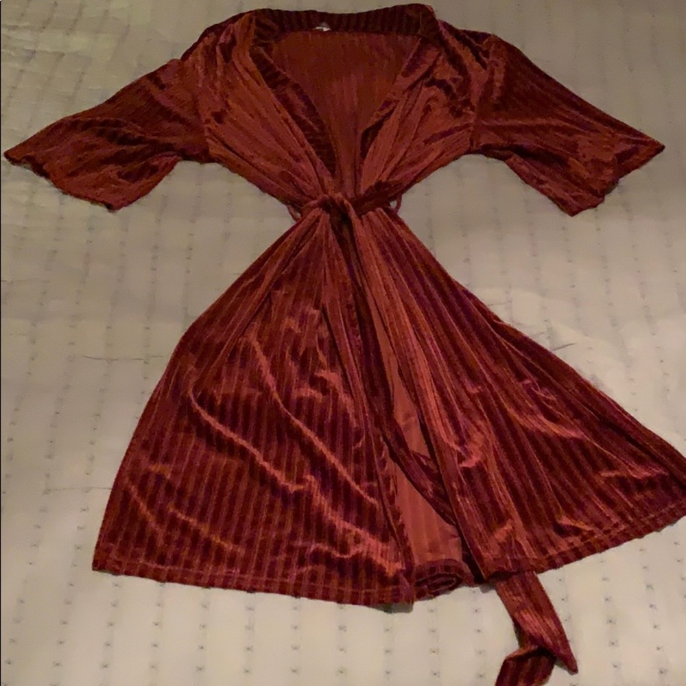 Honey Belle burnt umber velvet robe